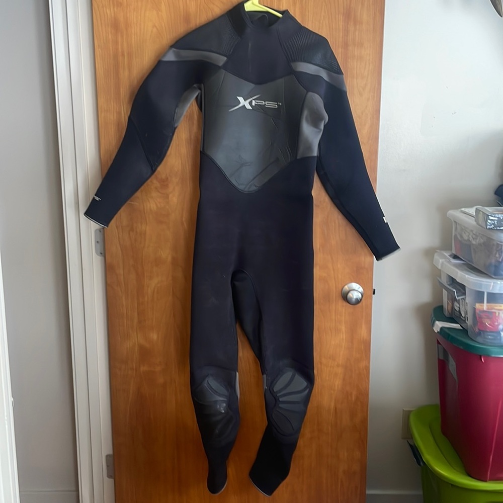 XPS 3/2 Full Body Wetsuit size Large